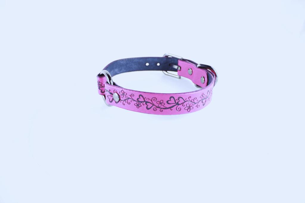 Heart Collar BDSM Pink Floral Vine - Romantic Leather Choker with delicate vine and heart patterns.