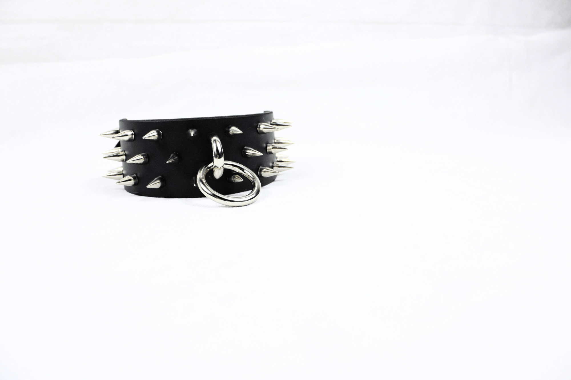 Dominion Leather Collar – Spiked BDSM Posture Collar Choker with polished spikes and metal ring.