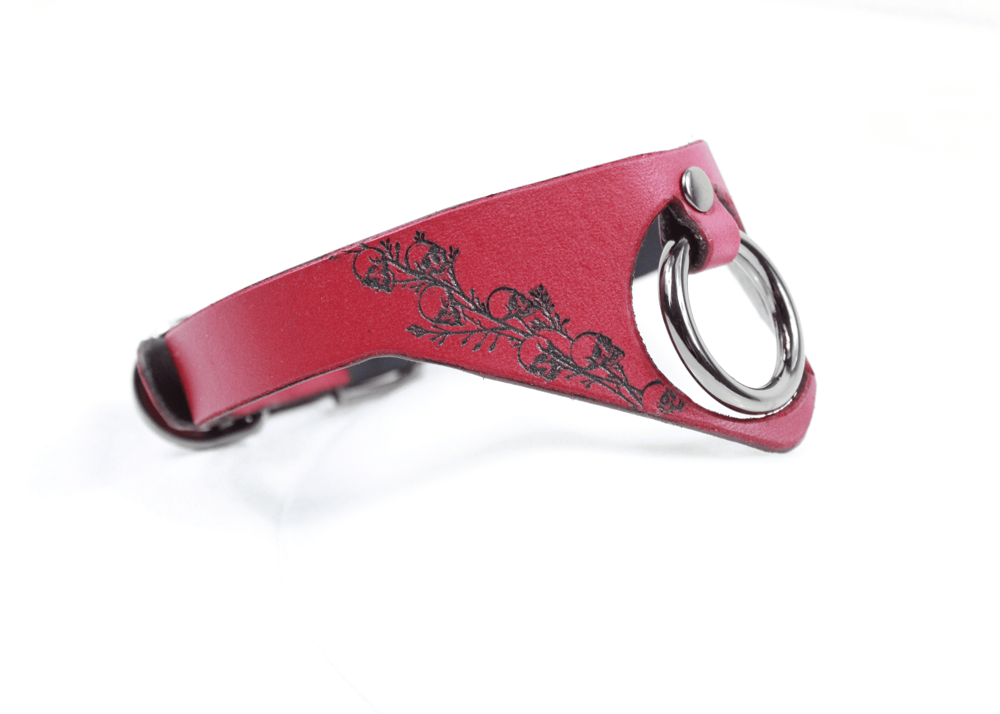 Gothic BDSM Collar with O-Ring in red leather showcasing floral design and bold O-Ring detail.
