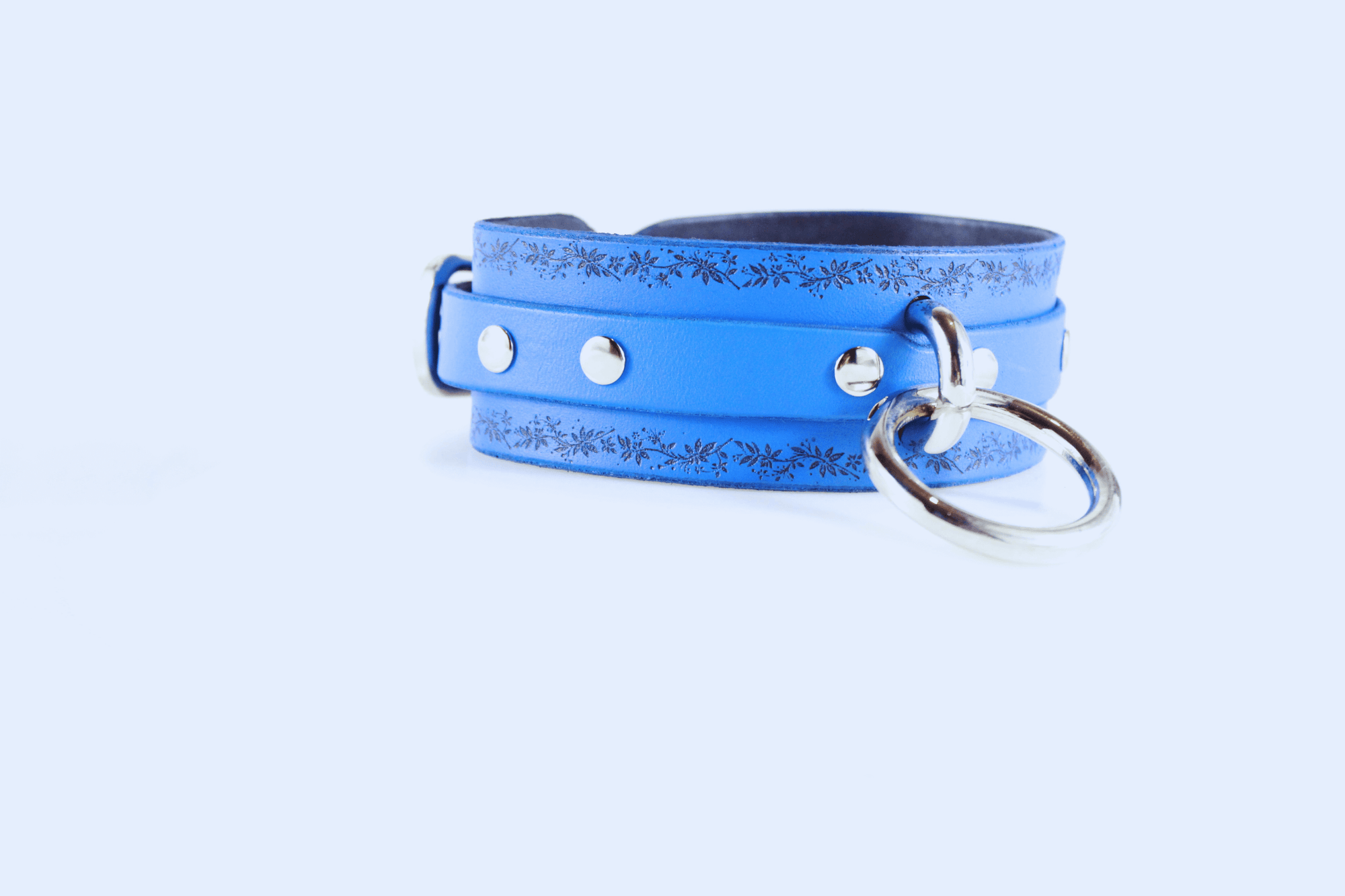 Floral Vine Leather Choker Discreet Sub Collar with O-Ring in blue leather with floral patterns and silver ring.