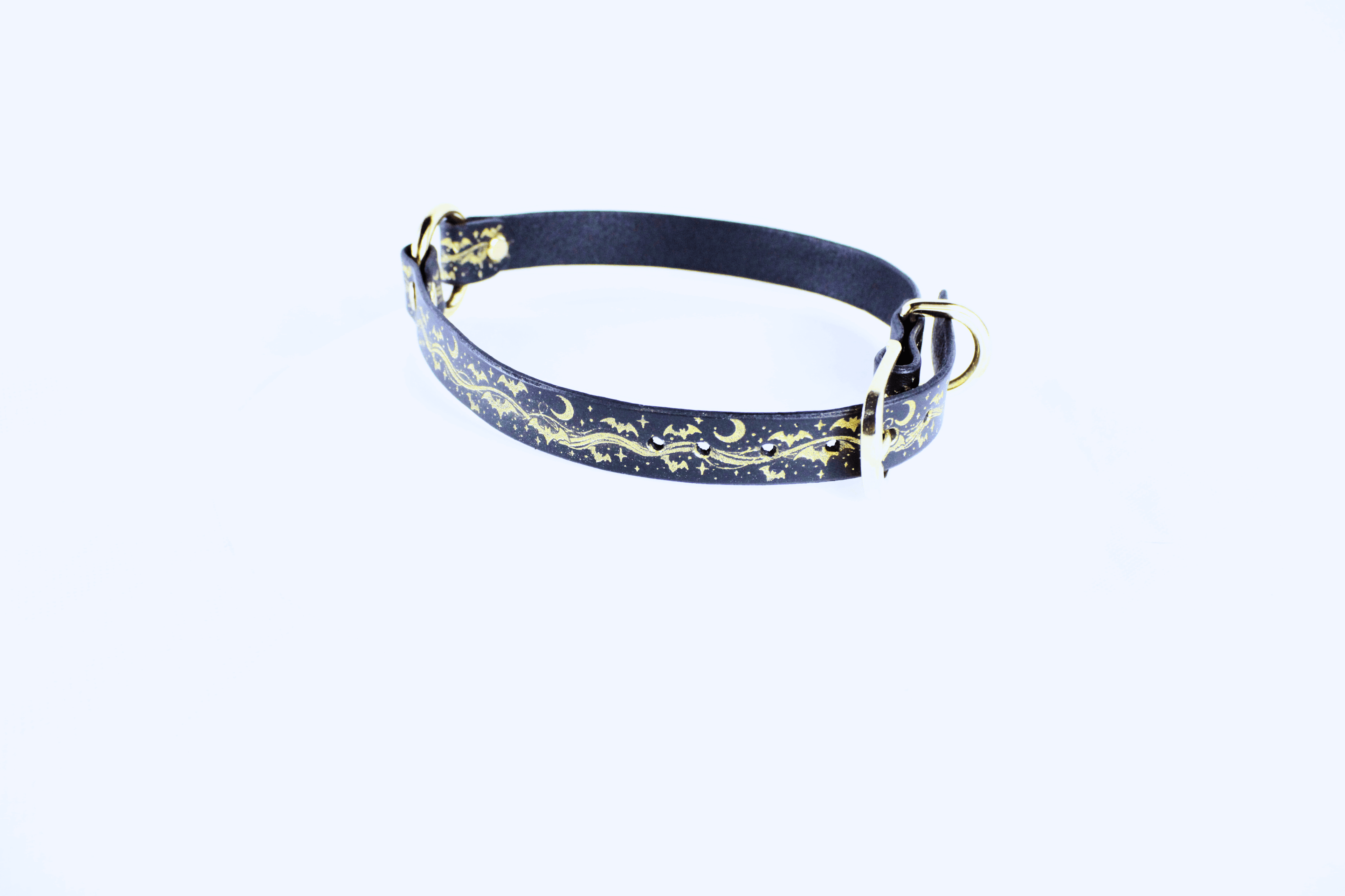 Bats BDSM Collar – Celestial Leather Choker featuring a golden motif of bats, moons, and stars.