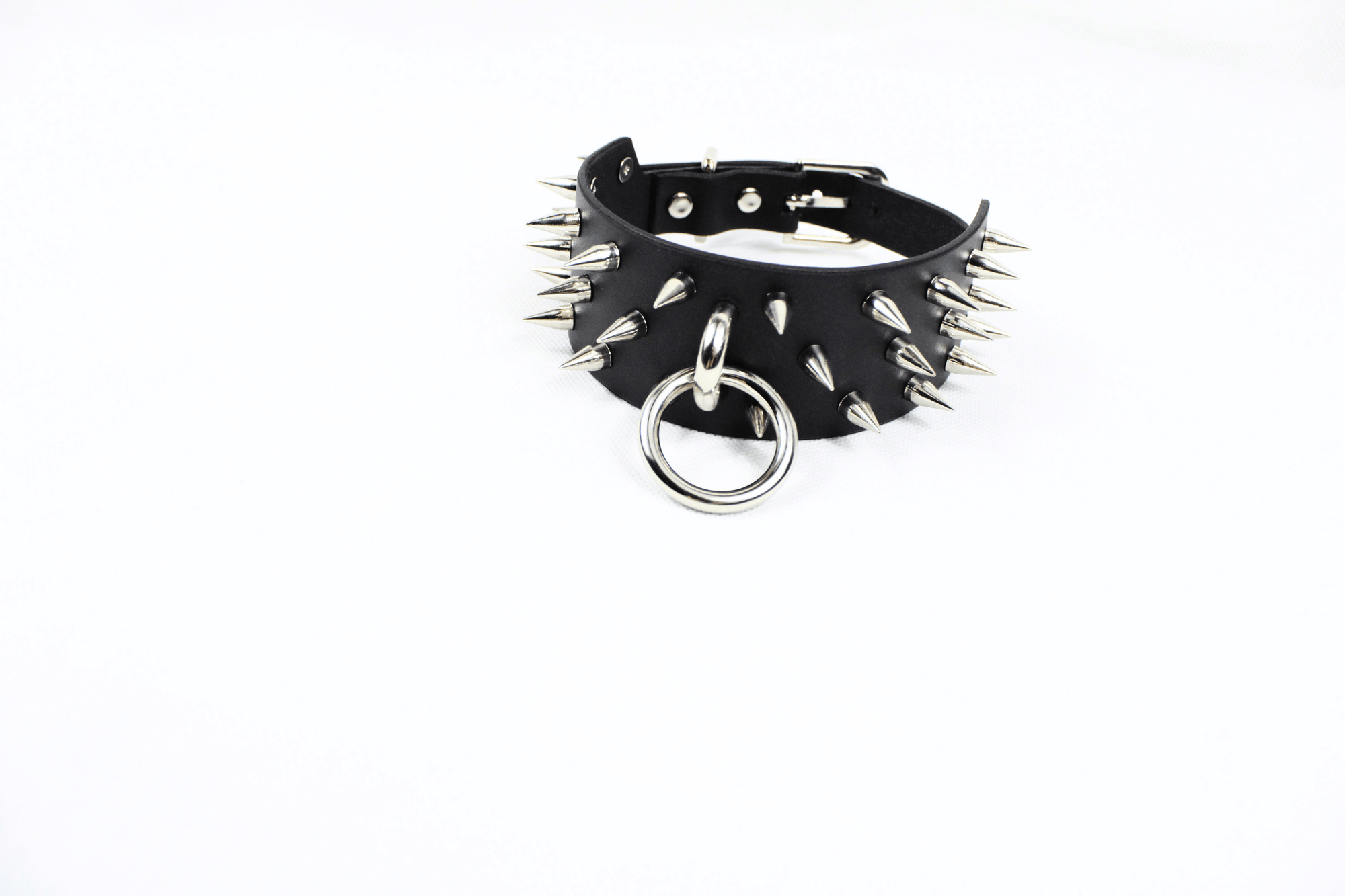 Dominion Leather Collar – Spiked BDSM Posture Collar Choker featuring sharp polished spikes and a sturdy ring.