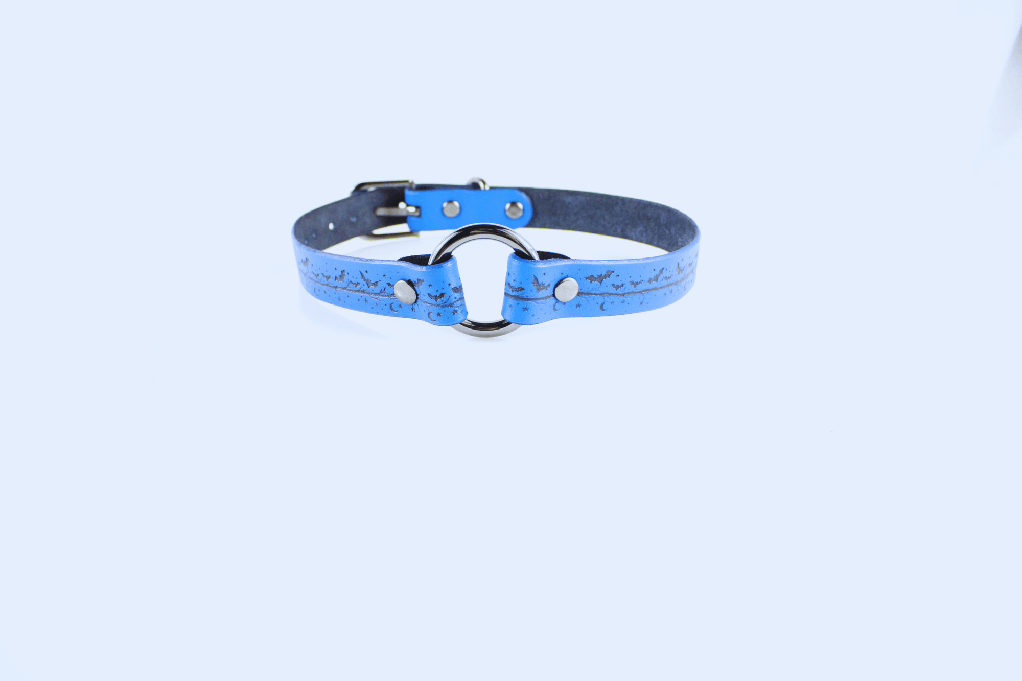 BDSM Collar Blue Moon & Bats Leather Choker, slim blue leather collar with bat motifs for submissive style.