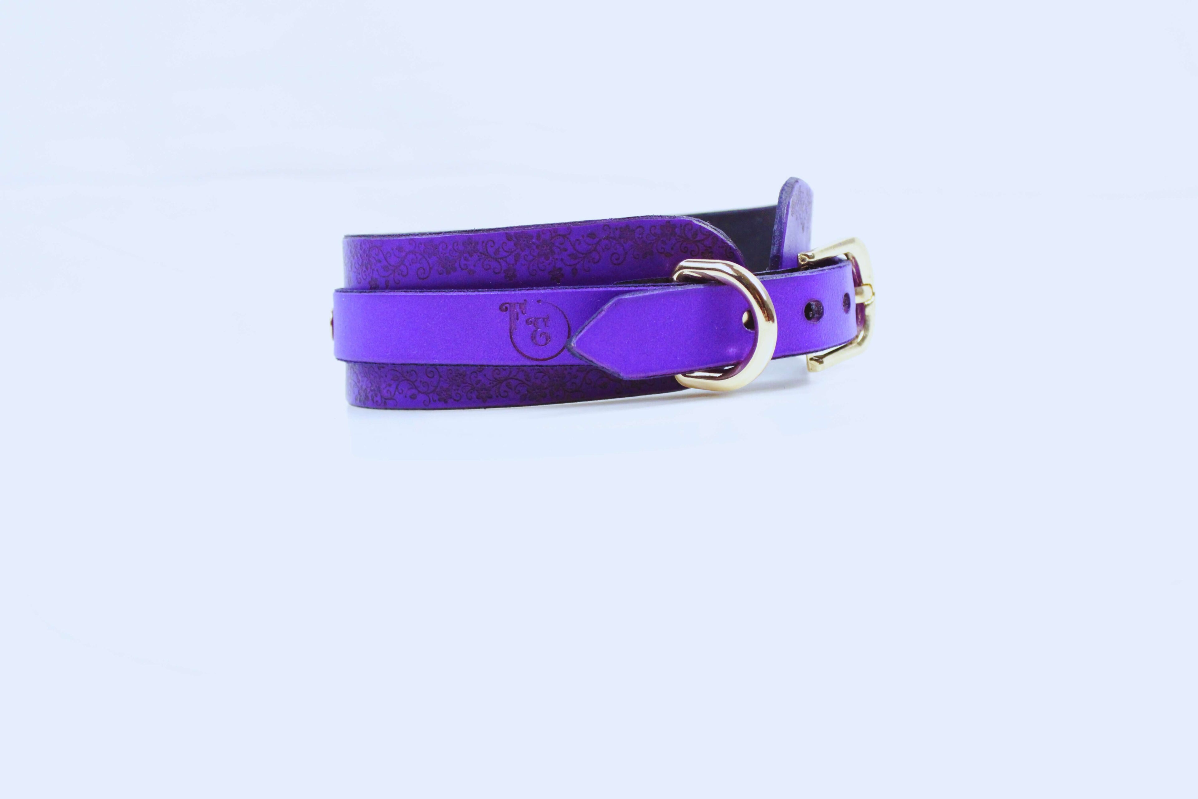 Floral Pattern Submissive Collar – Purple Leather Discreet Day Choker showing detailed floral design and gold hardware.