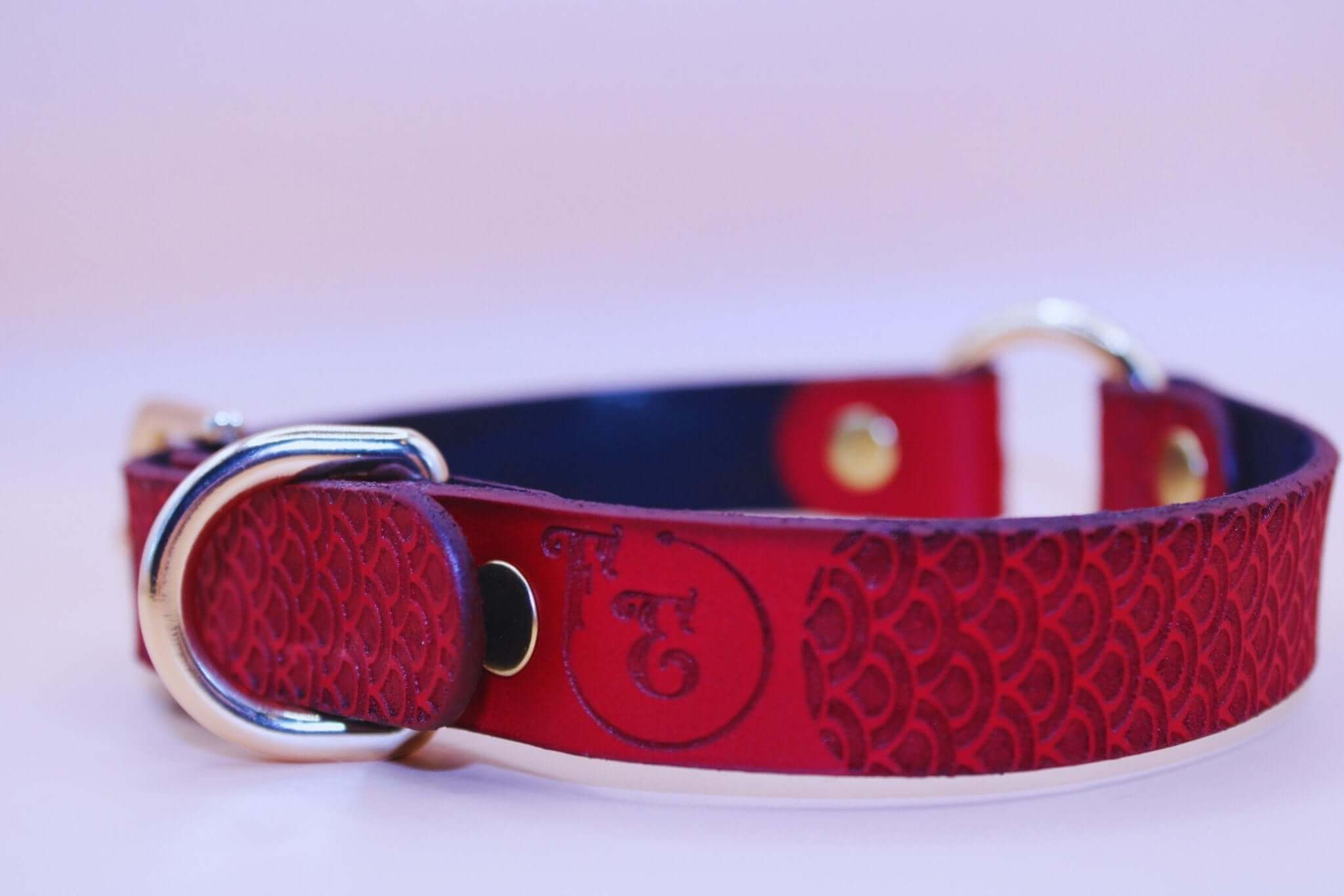 Crimson scaled submissive collar with O-ring, handmade leather, perfect for BDSM and bondage gear.