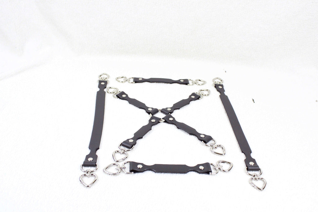 BDSM Restraint Connector Sæt Brun Læder med Hjerte Ringe