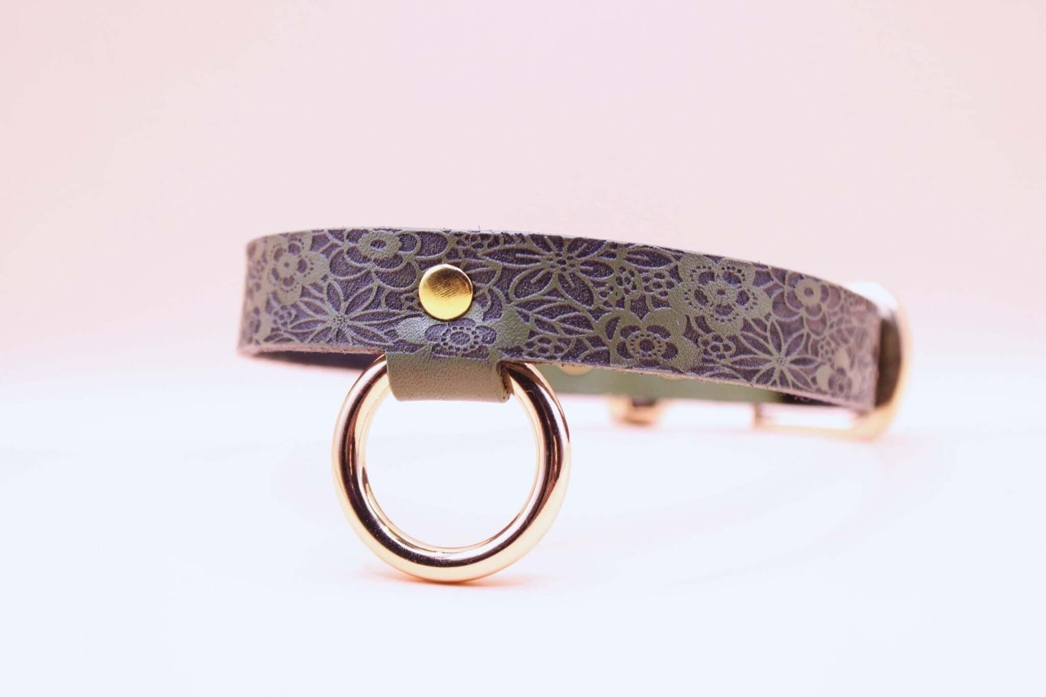 Elegant discreet day collar leather choker with floral design, perfect for submissive jewelry and BDSM accessories.