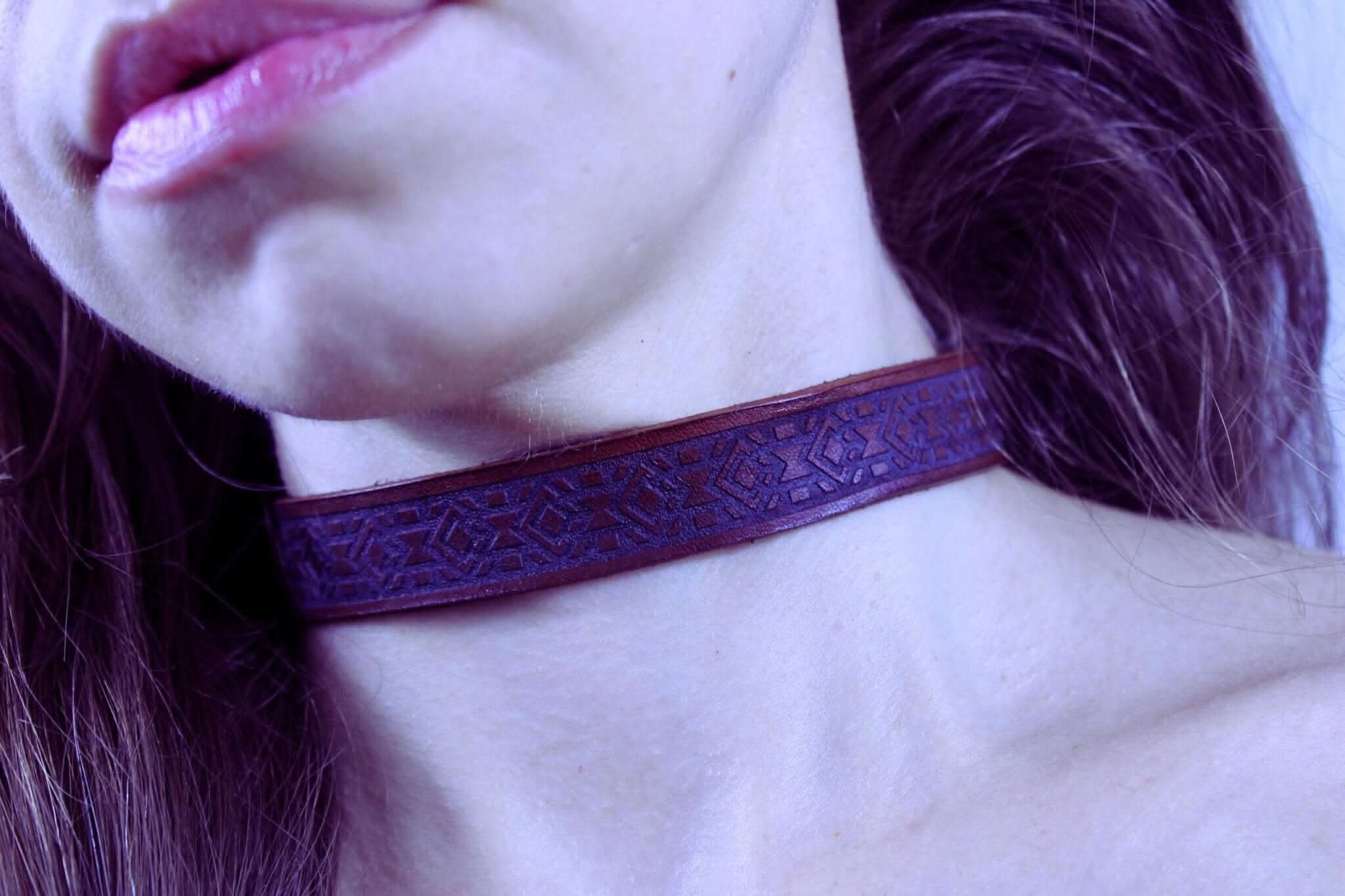 Geometric leather day collar, perfect for bondage and submissive jewelry, symbolizing style and connection.