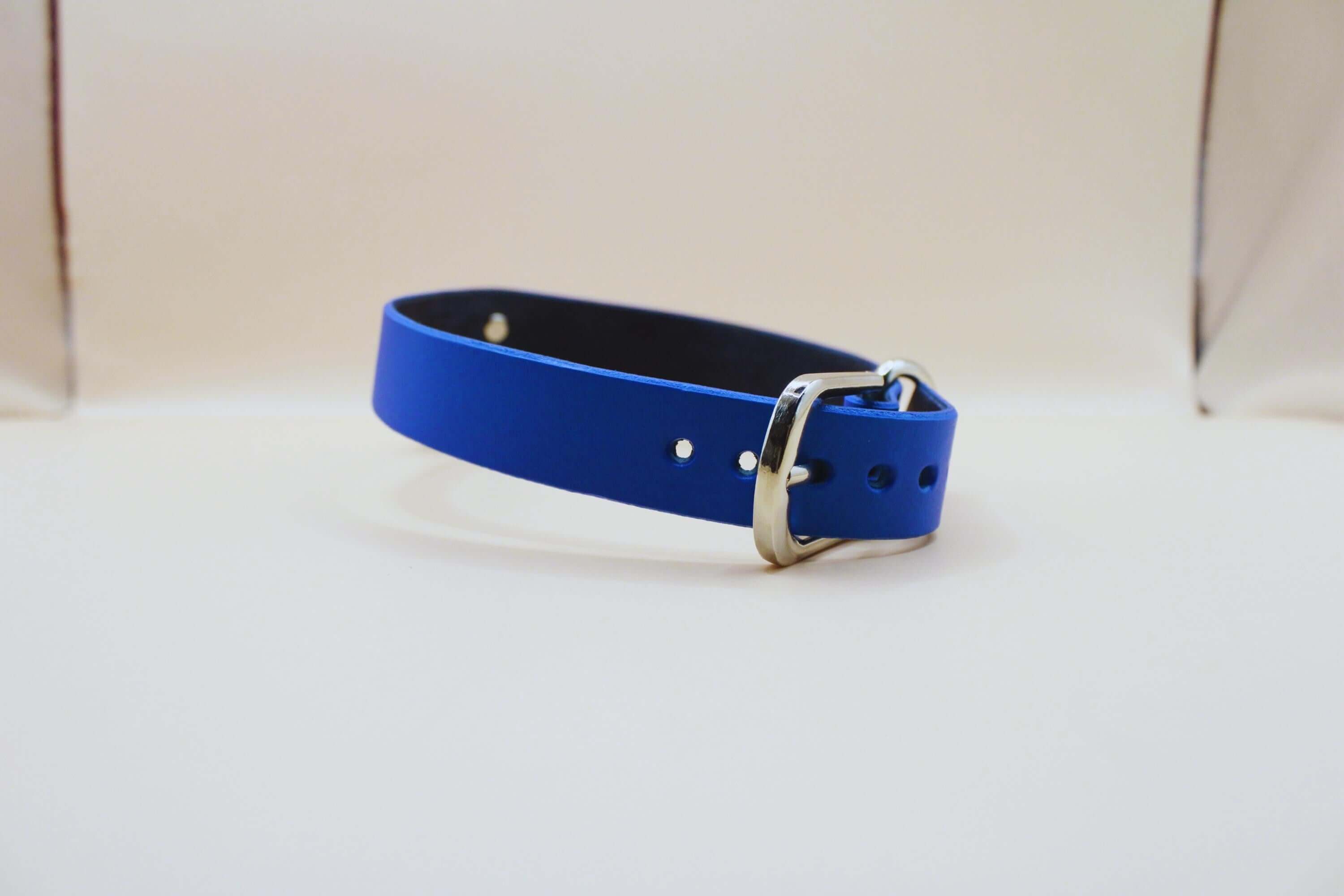 Blue leather choker collar, discreet submissive jewelry for BDSM, perfect as a day collar accessory.