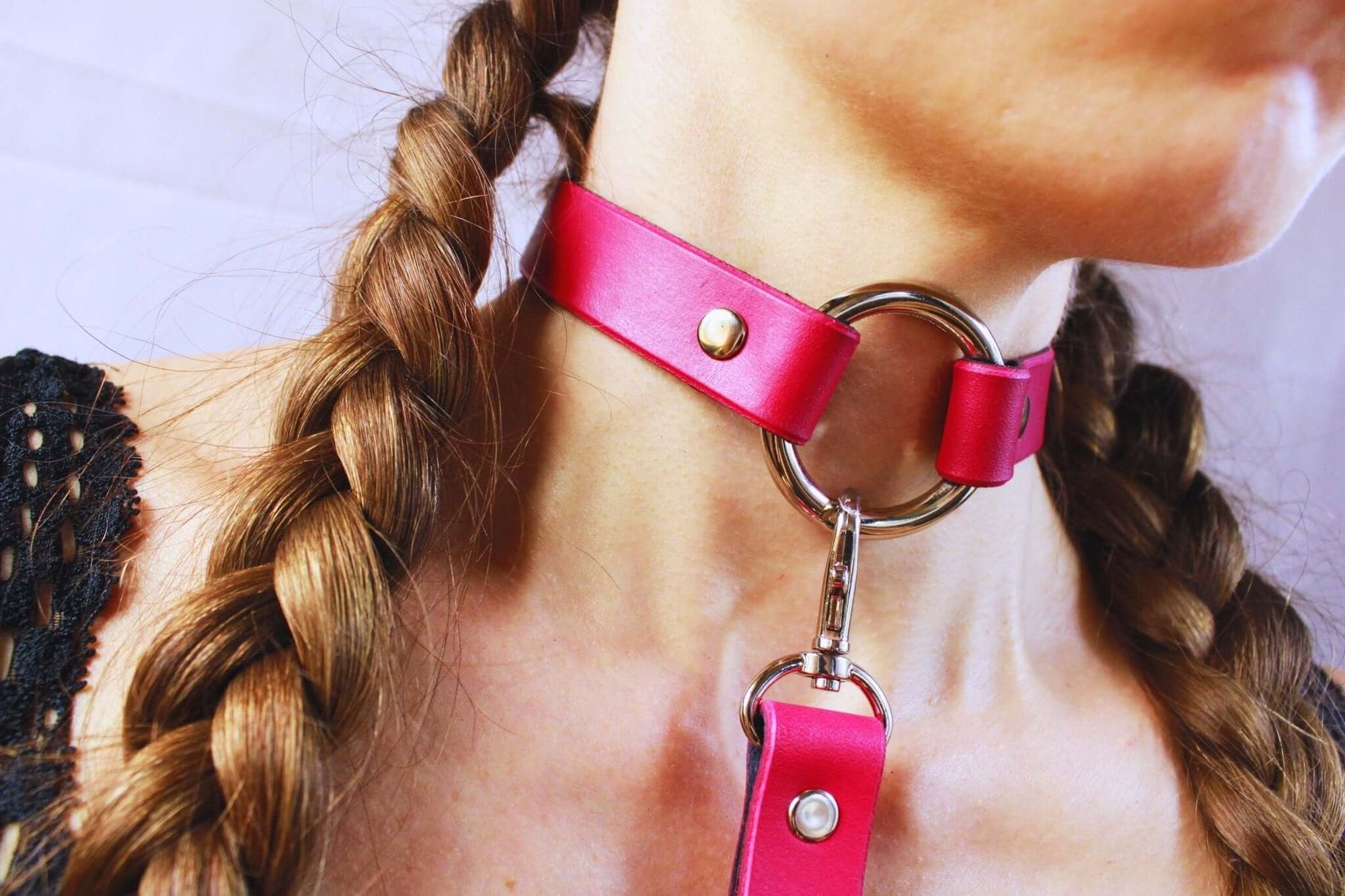 Raspberry leather choker with leash, perfect for bdsm and discreet day collar, empowering submissive jewelry.
