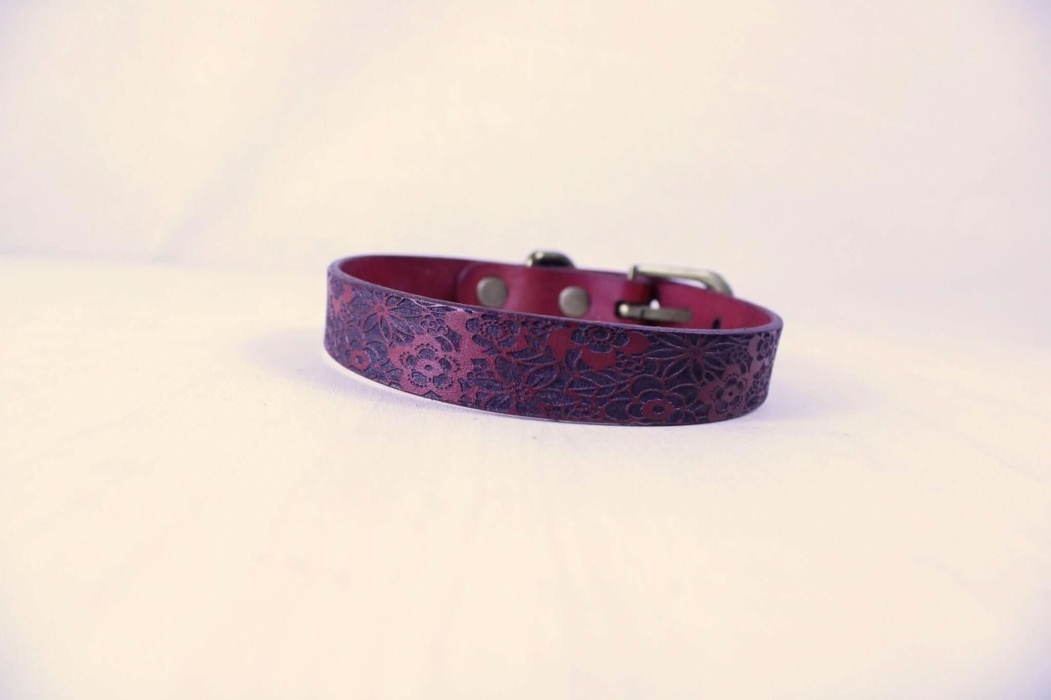 Handcrafted dark red floral sub collar, perfect for BDSM, submissive jewelry, and discreet day wear. Elegant and stylish.