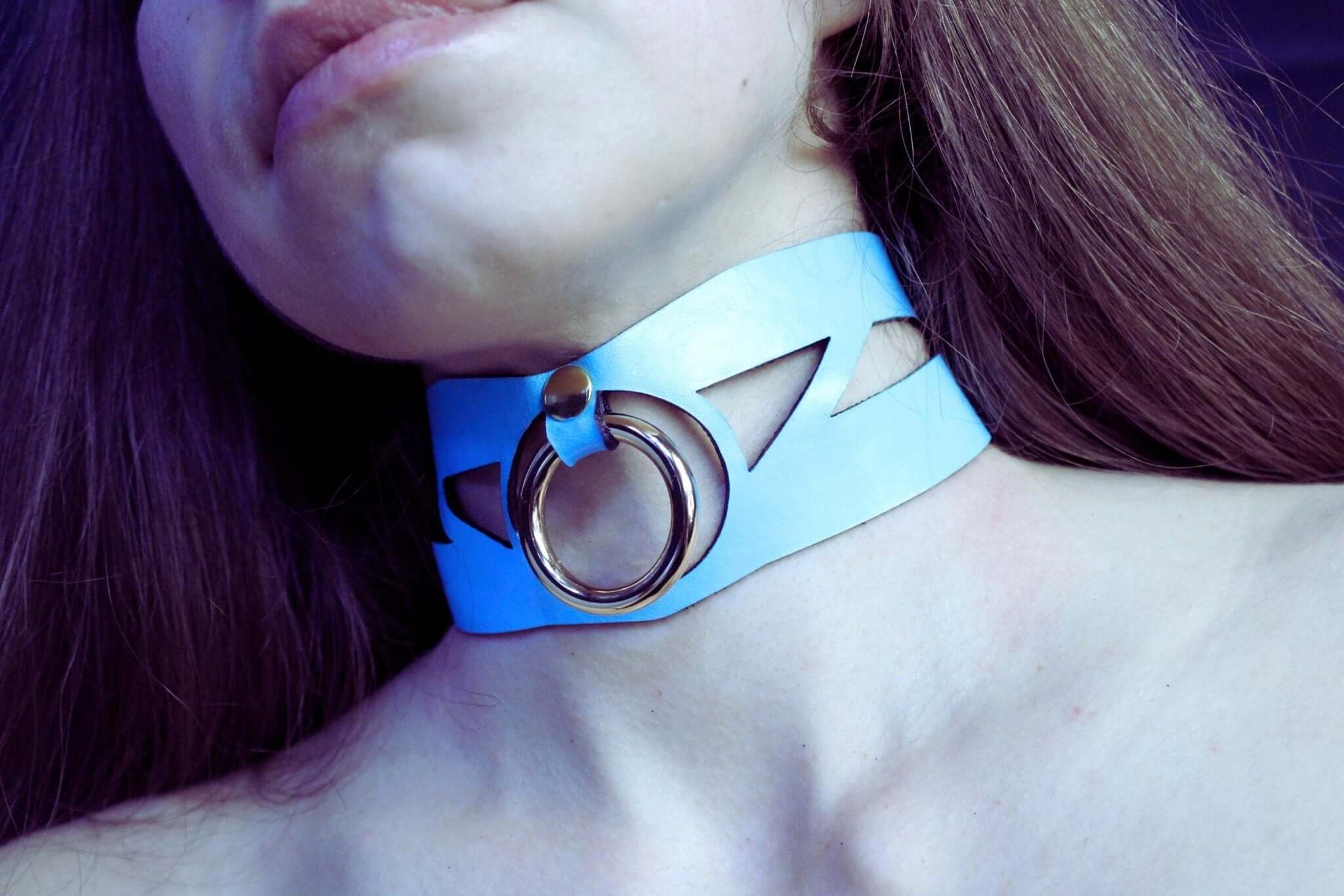 Sky blue submissive collar with ring, ideal for BDSM fashion and discreet day wear, combining elegance and kink aesthetics.