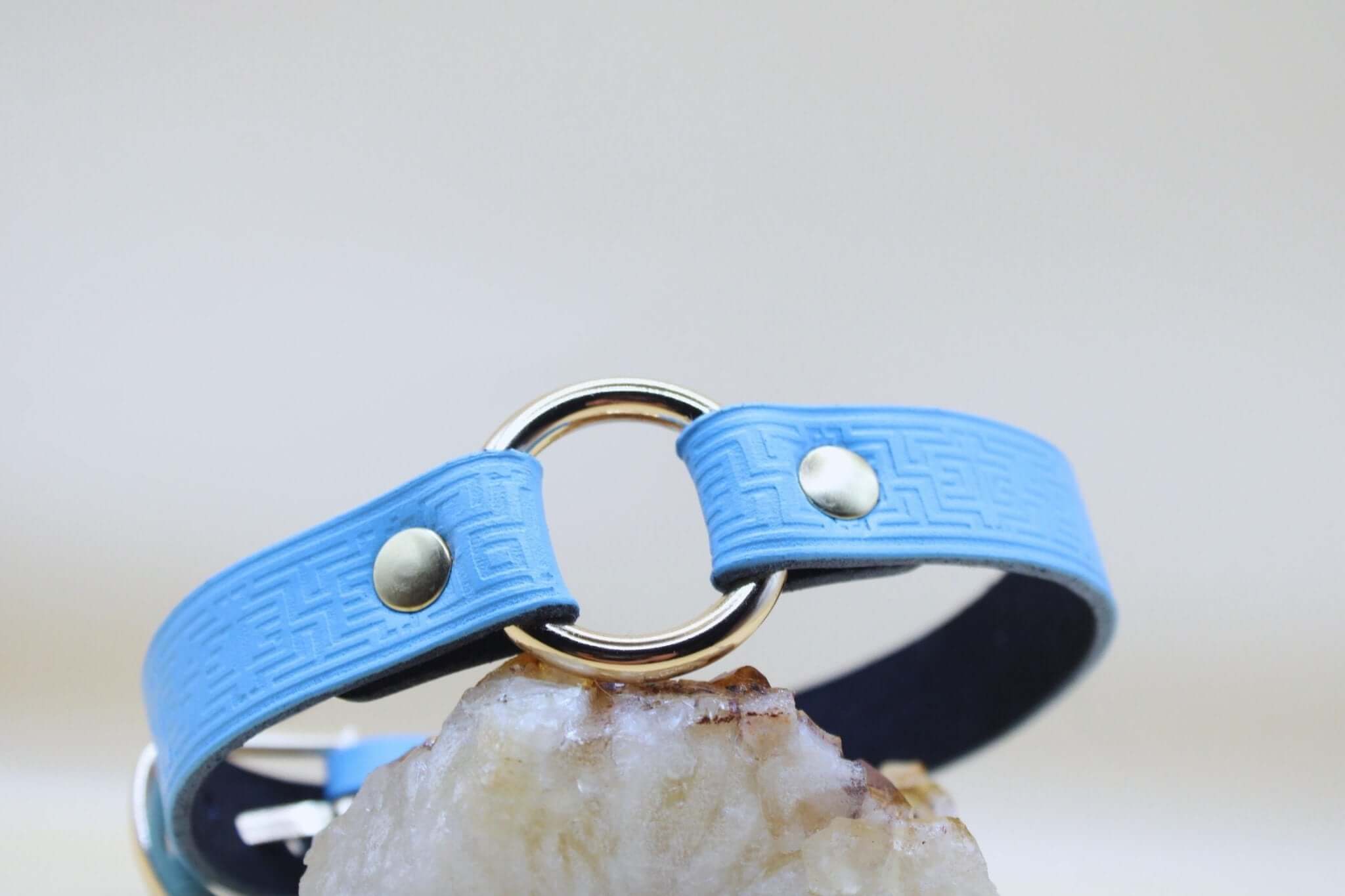 Sky blue submissive collar with O-ring, handmade leather BDSM jewelry for a chic and elegant aesthetic.